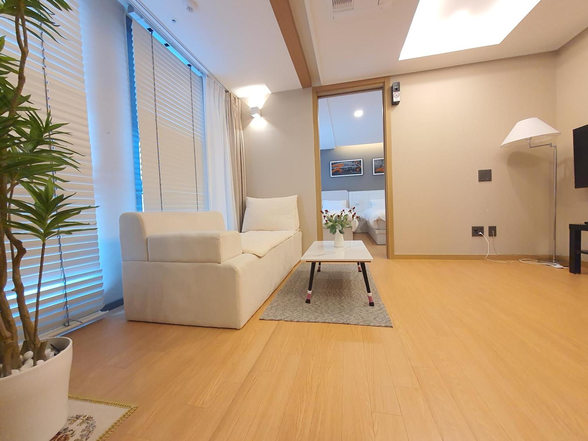 Ferienwohnung Haeundae Ocean Family Busan Exterior foto